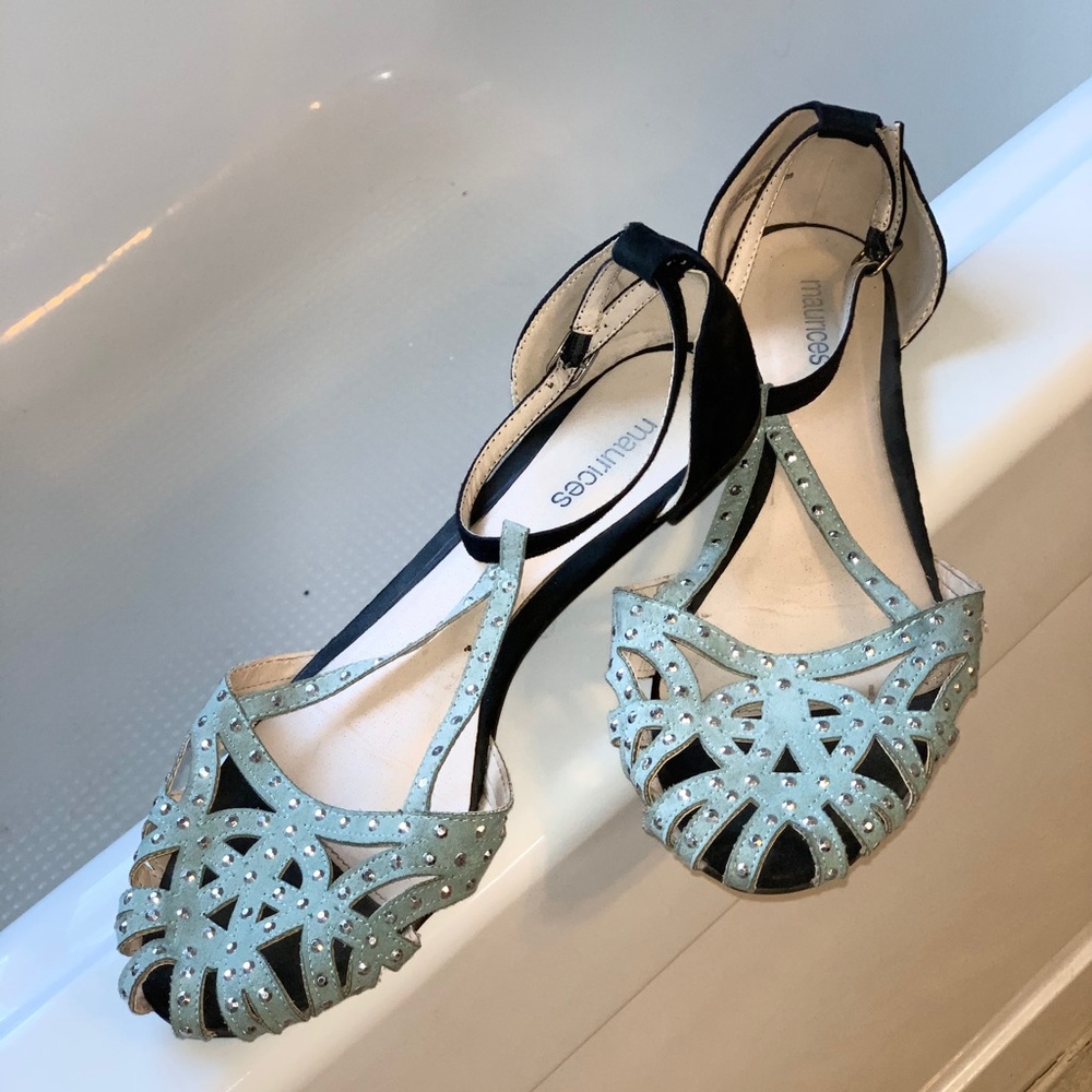Size 8 Maurices Sandals with Bling